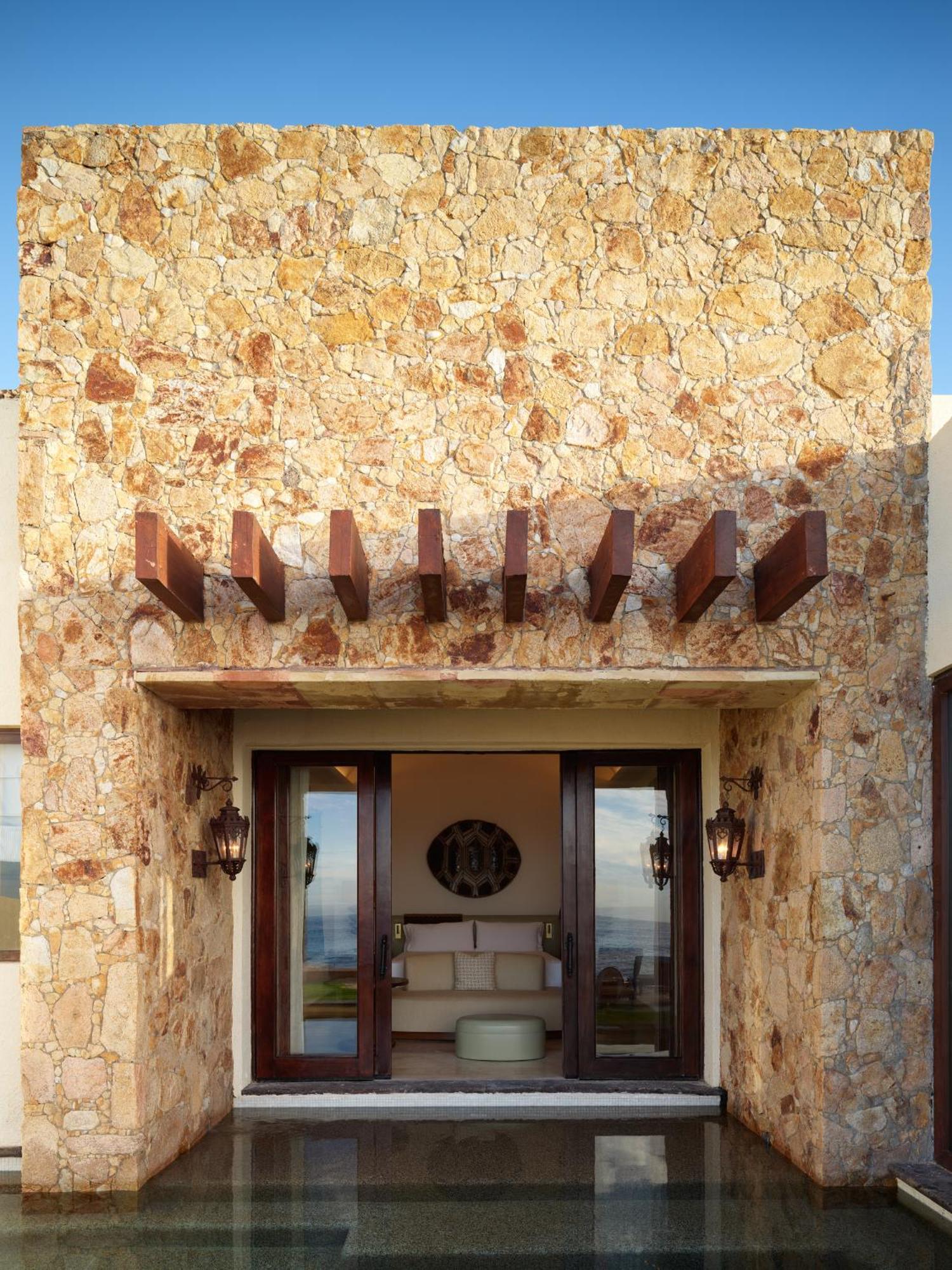 One-Bedroom Premium Suite Beachfront