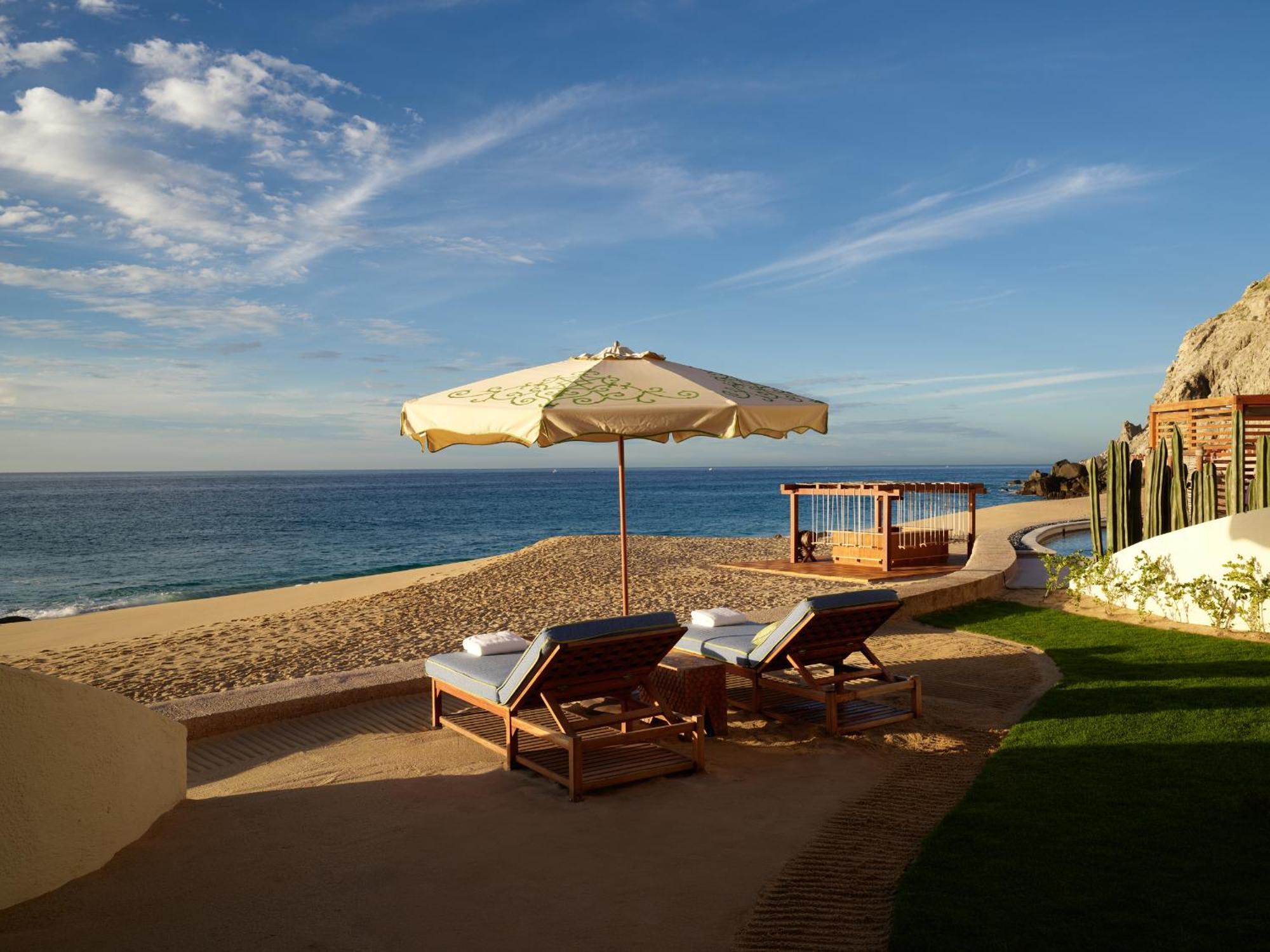 One-Bedroom Premium Suite Beachfront